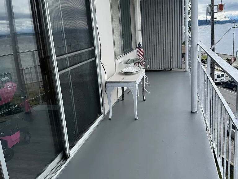 2700 Alki Ave SW #403 — Photo 11