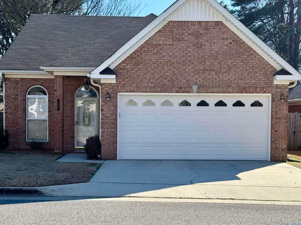 988 Tracey Ln, Decatur, AL 35601