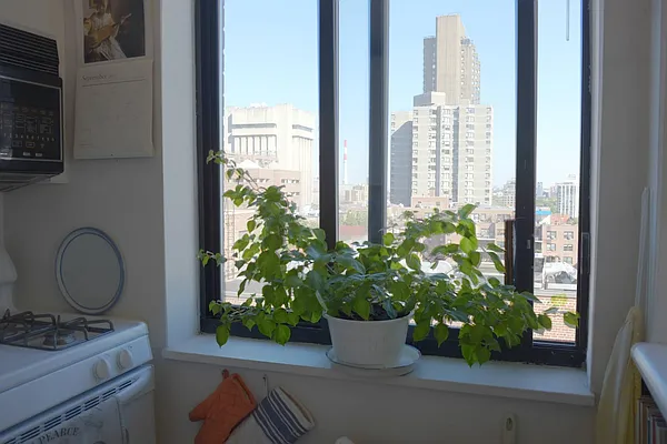 Rented by Keller Williams NYC | media 12