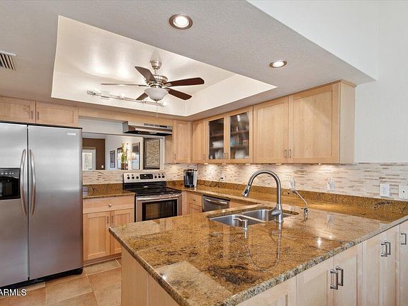 3rd image of 737 E GARDENIA Drive