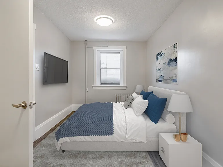 470 Roncesvalles Ave — Photo 7