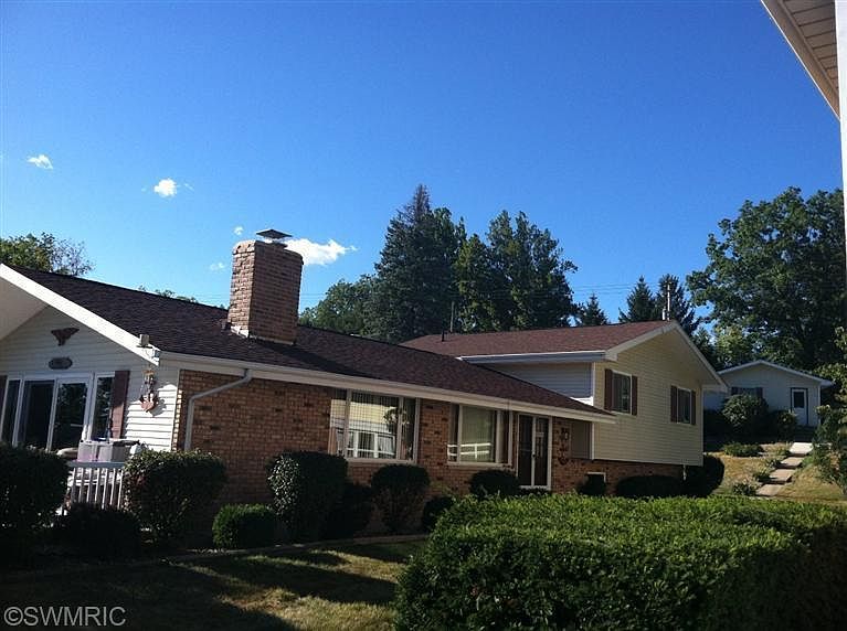 1st image of 23861 N Shore Dr