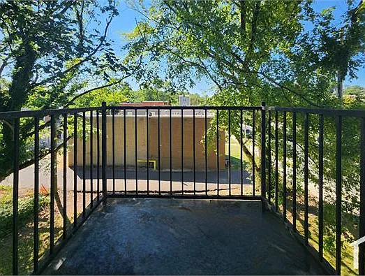 5501 Foote St NE — Photo 12