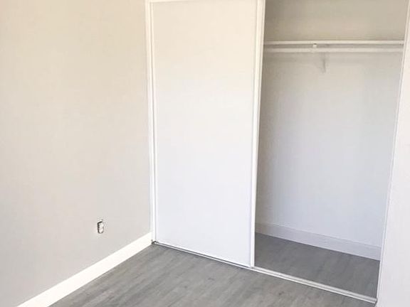 4th image of 18532 Mayall St Unit E