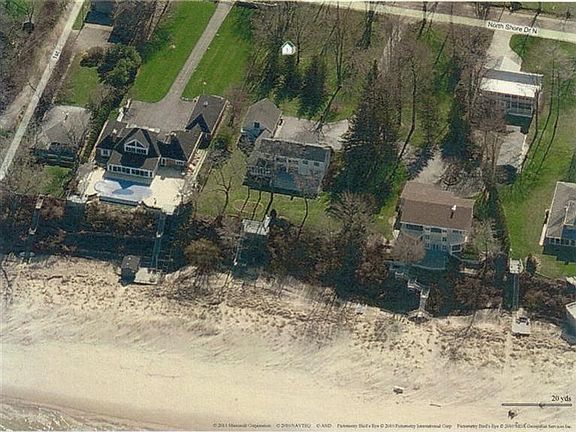 3rd image of 46 N Shore Dr
