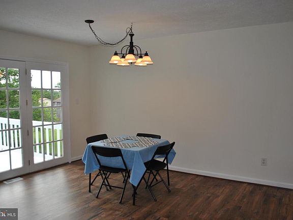 4th image of 10740 Blake Ln