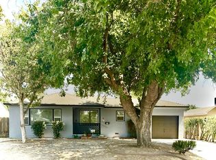 208 Parry Ave, Modesto, CA 95354