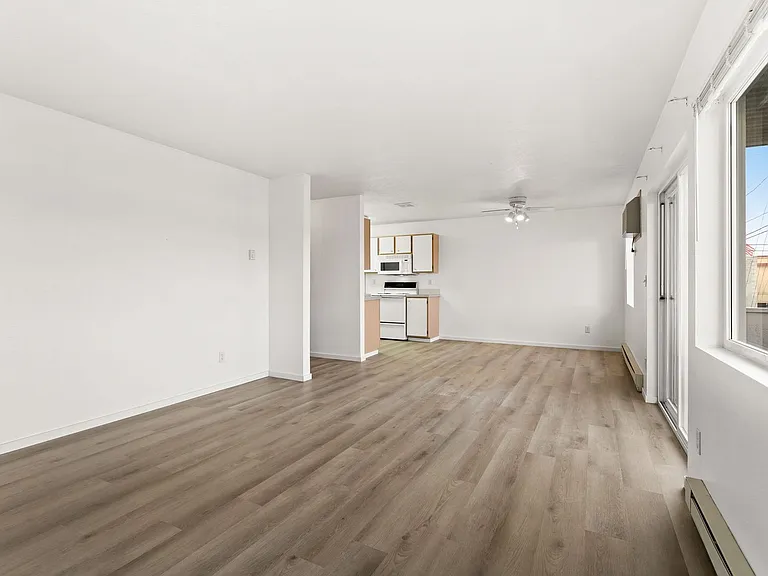 3025 S Cook St — Photo 37