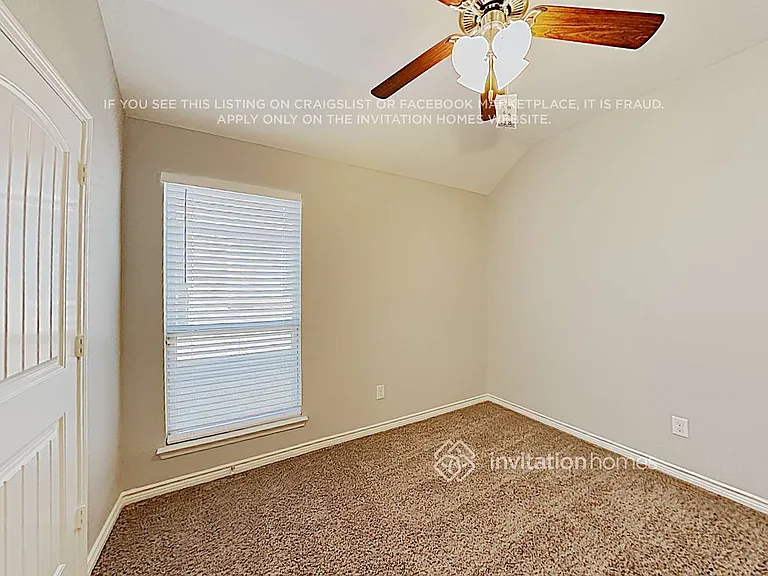 724 Lake Sierra Way — Photo 12