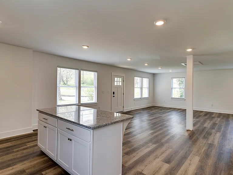 1812 Batts Blvd — Photo 11