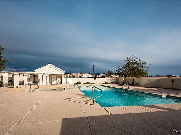 3rd image of 2268 Del Cadena