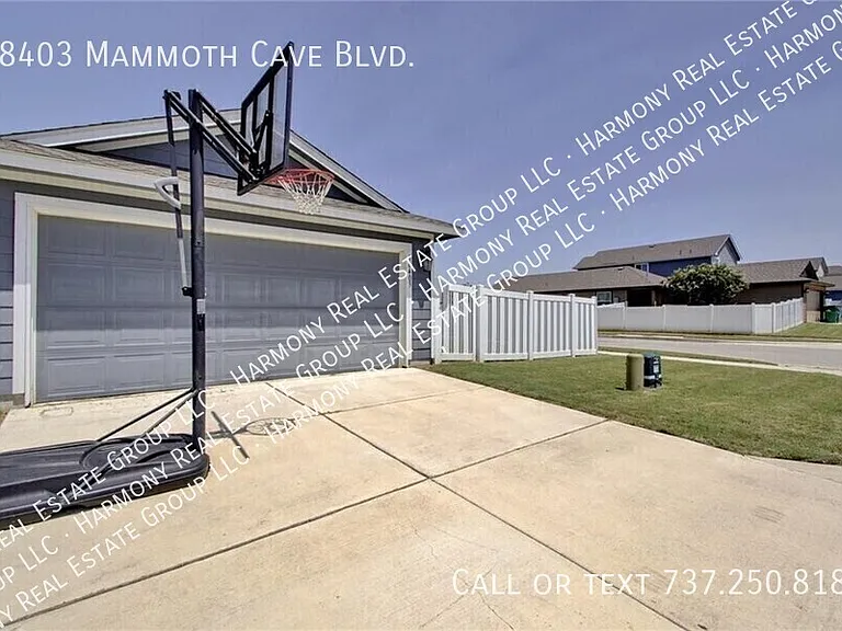 18403 Mammoth Cave Blvd — Photo 16