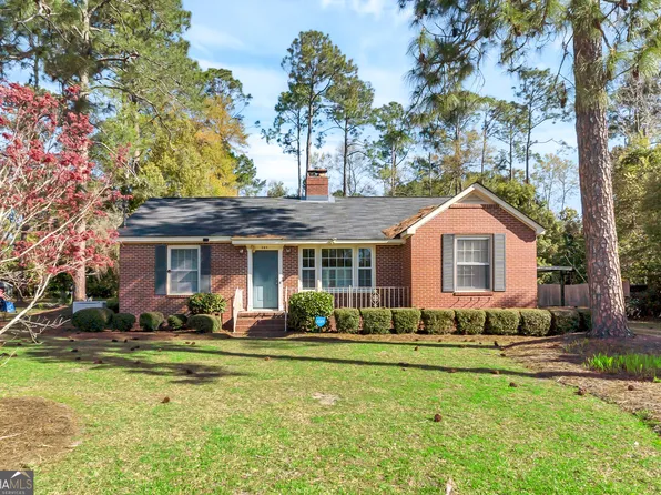 260 Tennyson St, Pelham, GA 31779