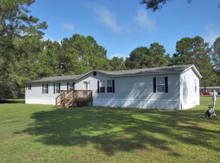 502 Ripley Ct, Hubert, NC 28539