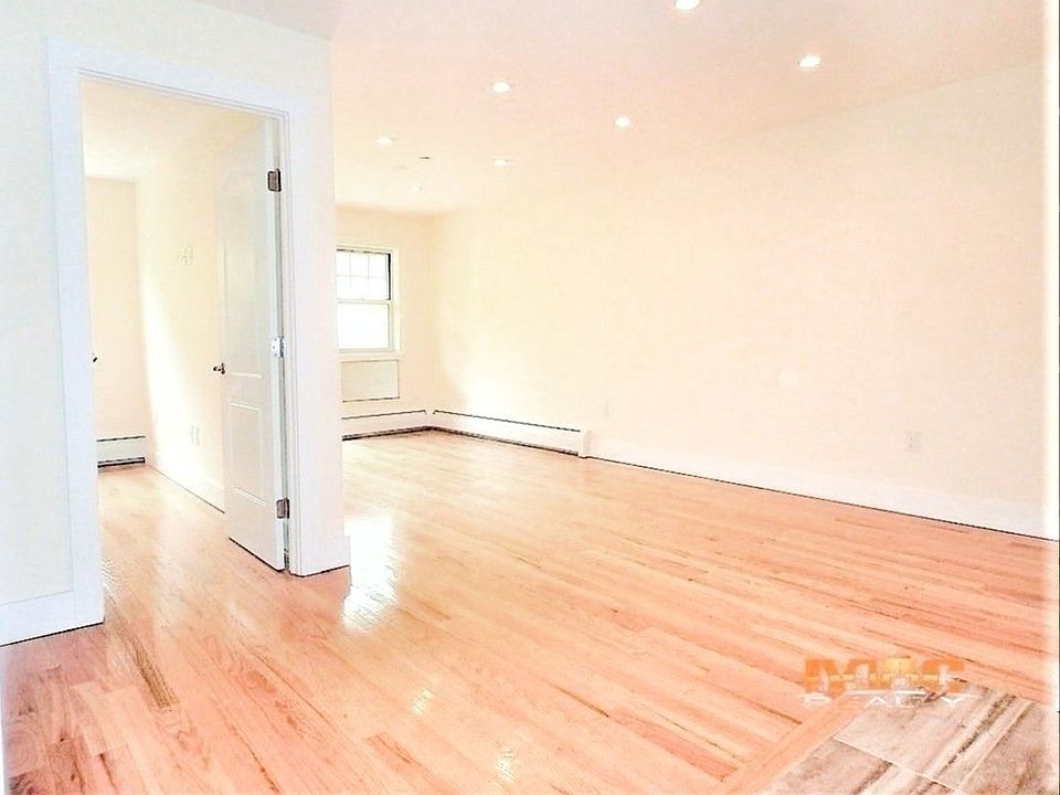 1st image of 30-84 29th St #2A