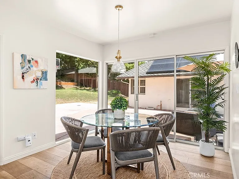 11365 Thurston Pl — Photo 8