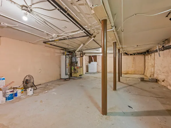 490 Decatur Street image 34 of 38