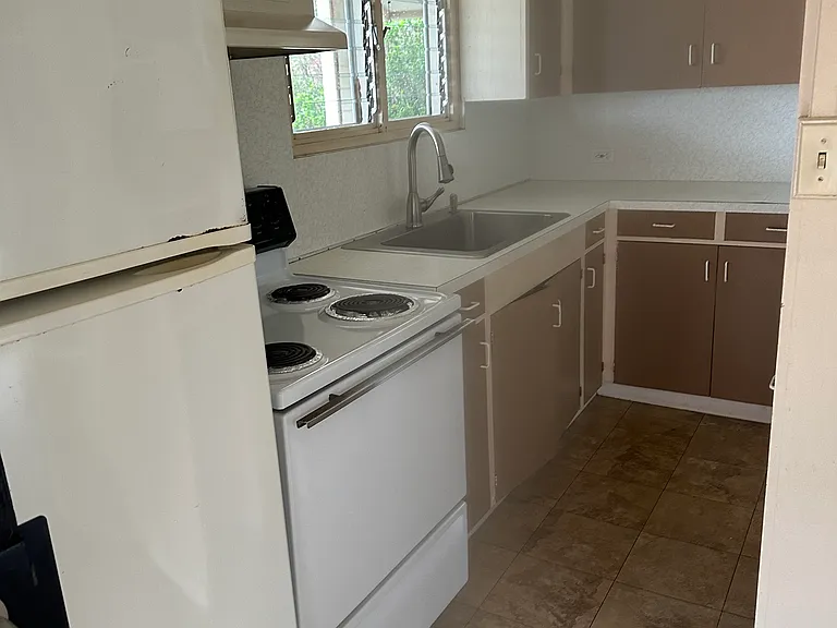 387 Leleihoku St #B — Photo 3