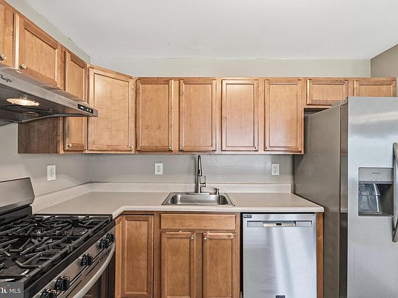 5th image of 9228 Blue Grass Rd #38-42