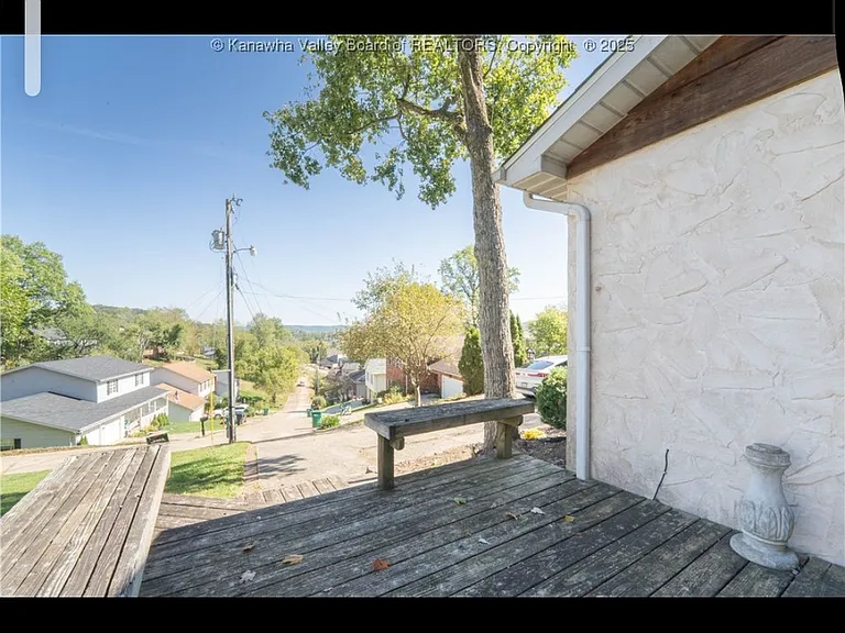 5323 Stephen Way — Photo 10