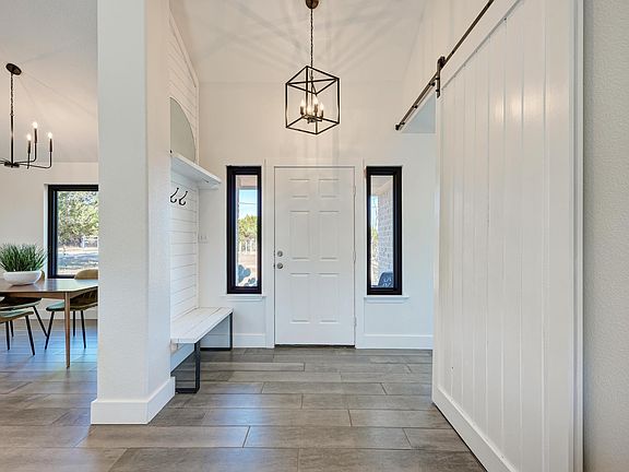 4th image of 255 Glasscock Rd