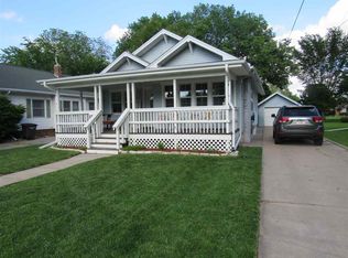 1134 N Minnesota Ave, Hastings, NE 68901