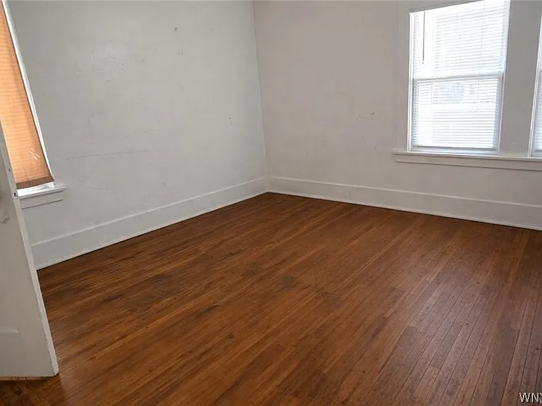 196 Englewood Ave #UPPER — Photo 9