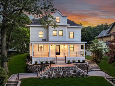 40 Upland Rd, Melrose, MA, 02176