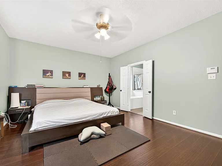 2910 Barton Meadow Ln — Photo 34