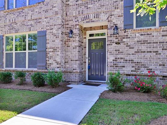 4th image of 767 Park Manor Dr SE