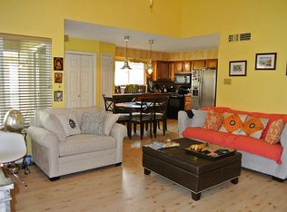 12100 Overbrook Ln APT 8D, Houston, TX 77077
