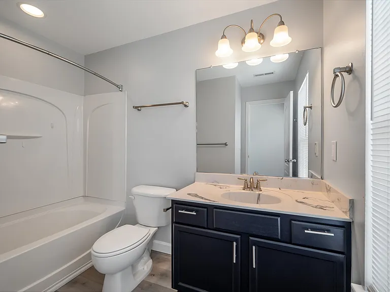 112 Black River Dr — Photo 17