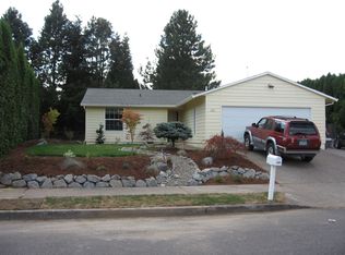 1957 SE Hale Dr, Gresham, OR 97080