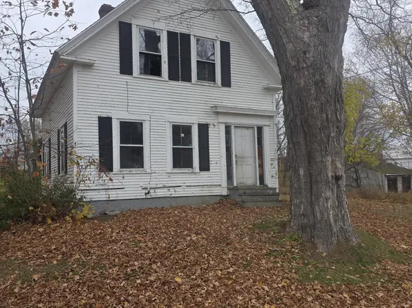 26 Mill Street, Hartland, ME 04943