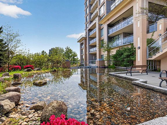 3rd image of 280 Ross Dr #1601