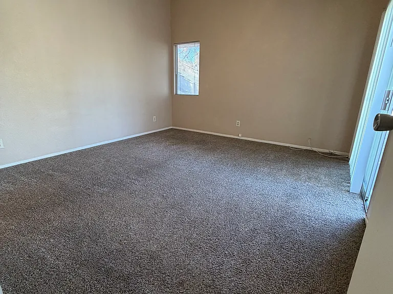 5609 Orchard Ln — Photo 7