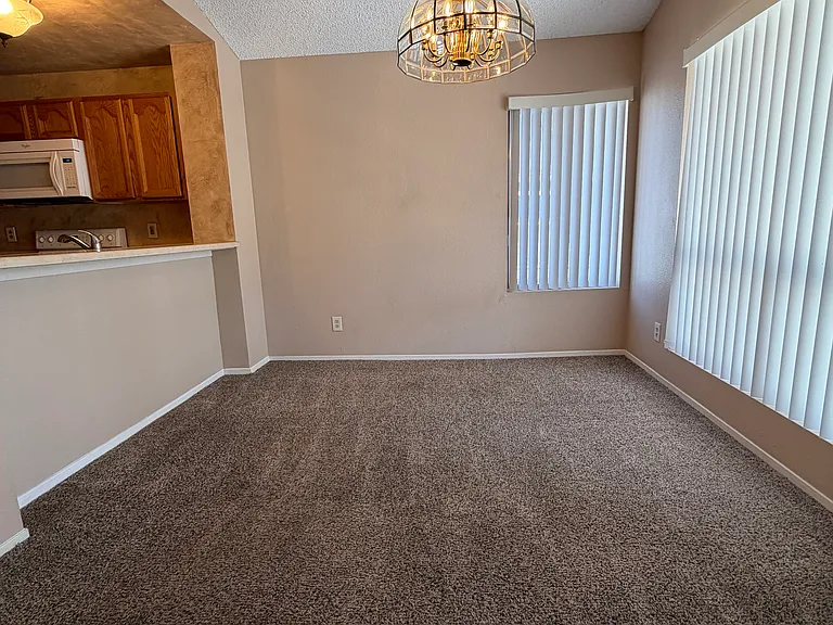 5609 Orchard Ln — Photo 3