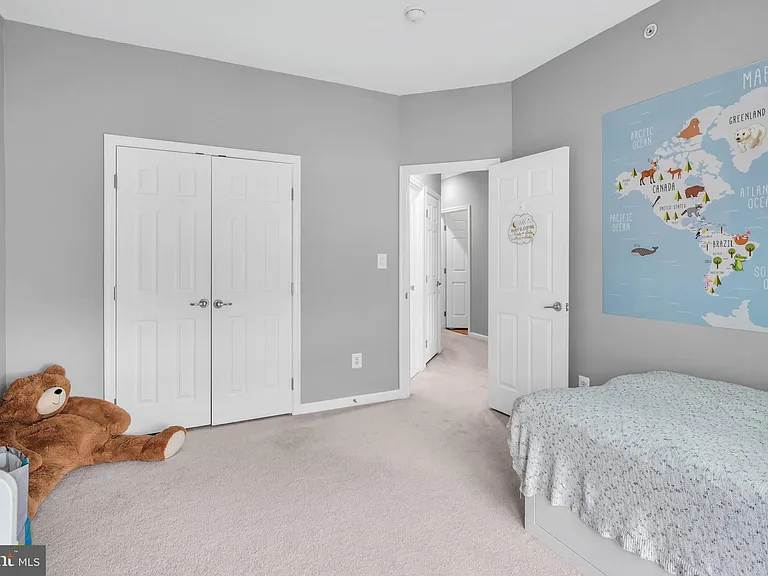 21600 Romans Dr — Photo 27
