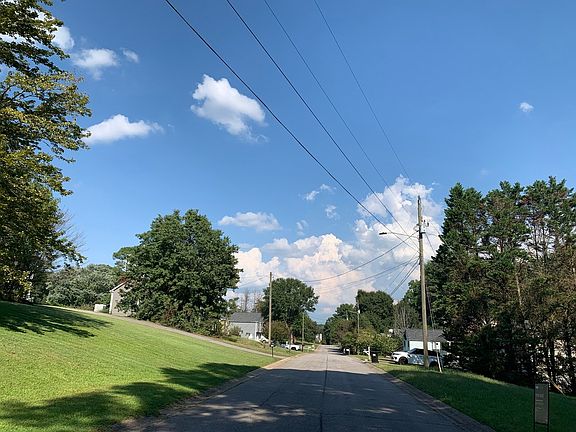 5th image of 193 Graison Ln