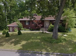 59 Barrows Rd, Worcester, MA 01609