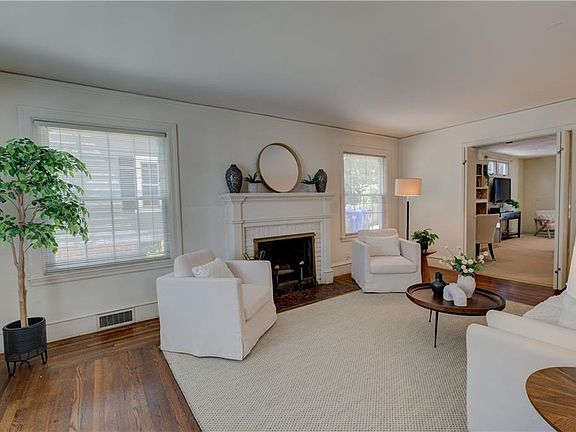 3rd image of 70 Sargent Ave
