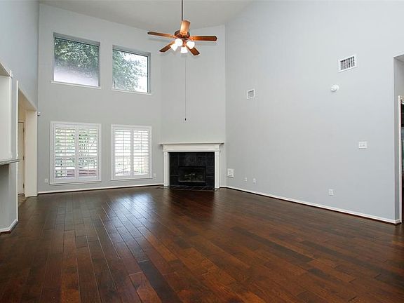 5th image of 8014 Sports Haven Dr
