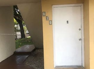 8850 Fontainebleau Blvd APT 101, Miami, FL 33172