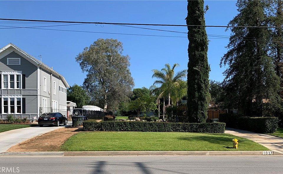 1st image of 0 Palm Ave #14