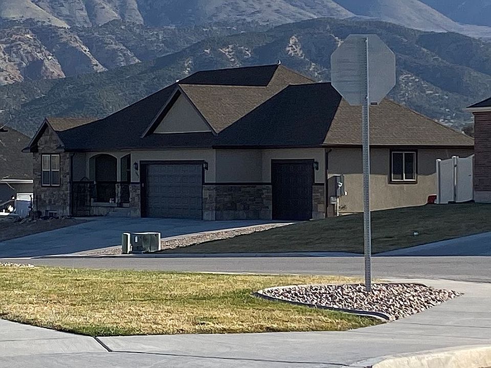 2nd image of 925 S 270 E