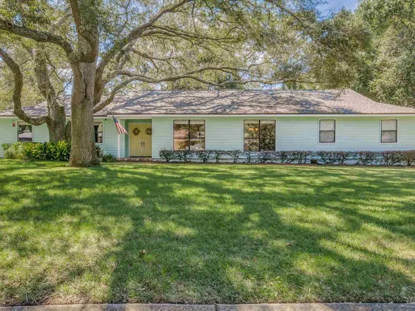 4487 Whisper Dr, Pensacola, FL 32504