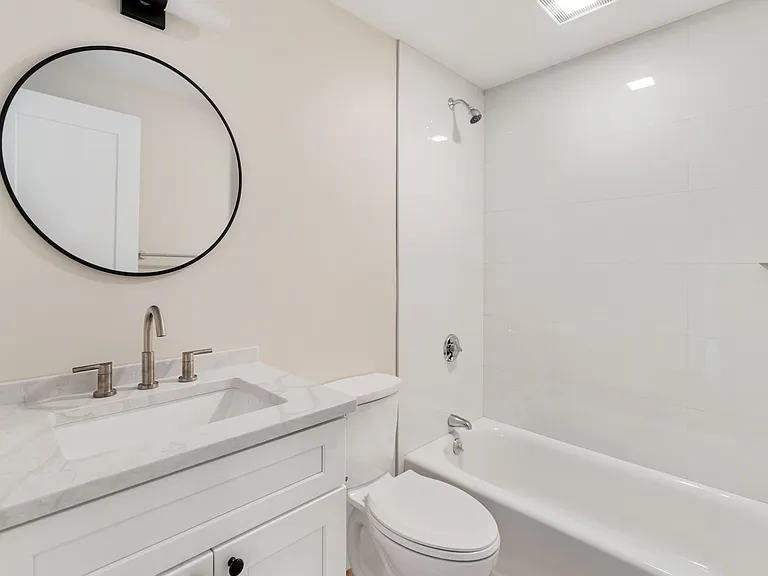 121 Fayette St #A — Photo 11