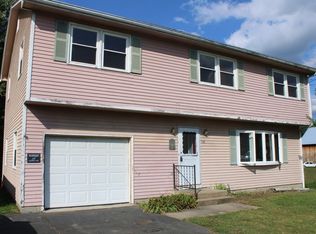 138 Chestnut St, Hatfield, MA 01038