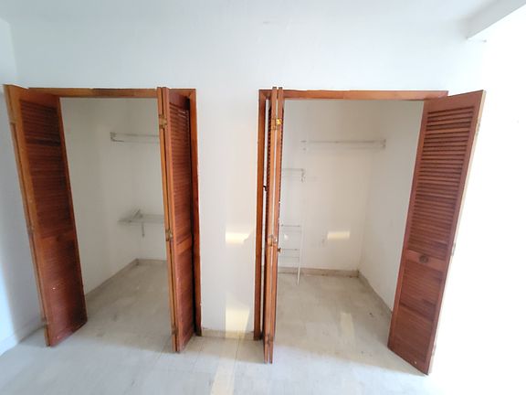 5th image of 1325 NE 133rd St
