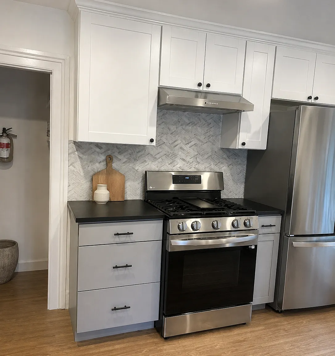 2 bed, 740 sqft, $3,500 — Photo 3